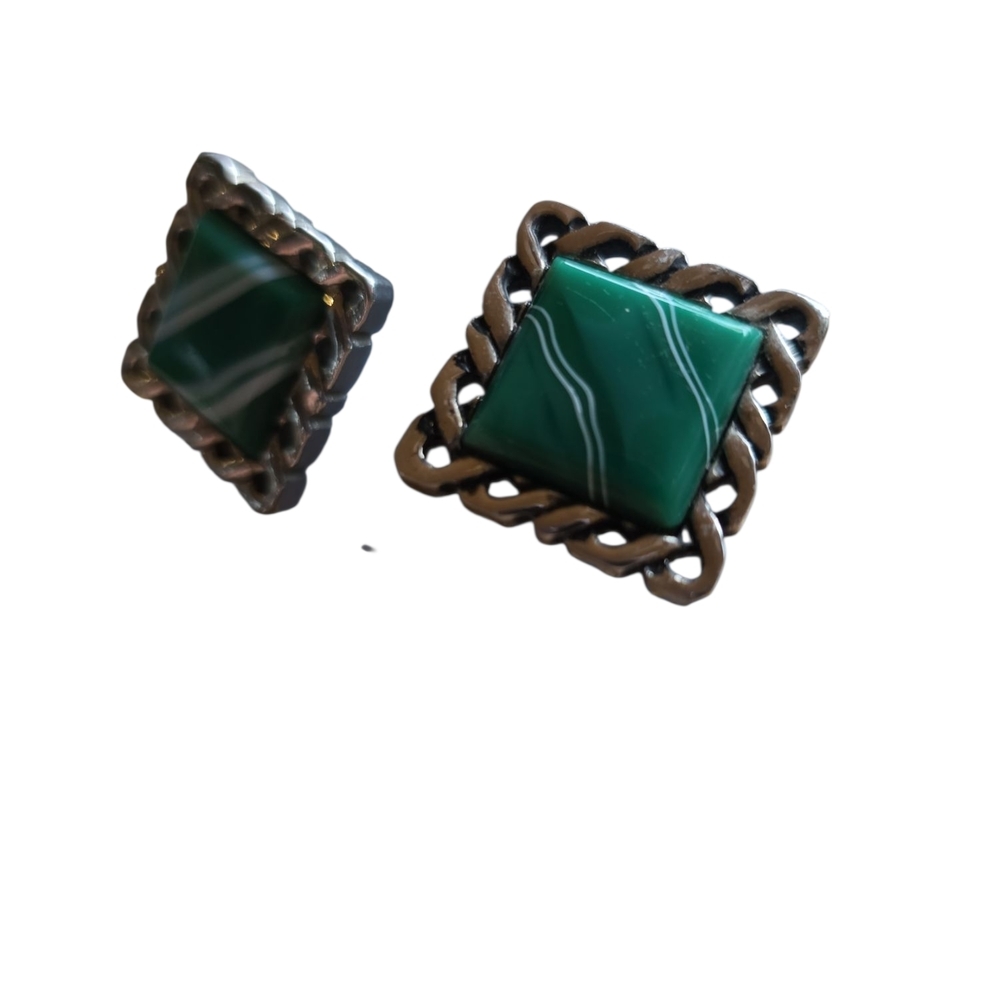 Green and Malachite Cuff Links with Vintage Design